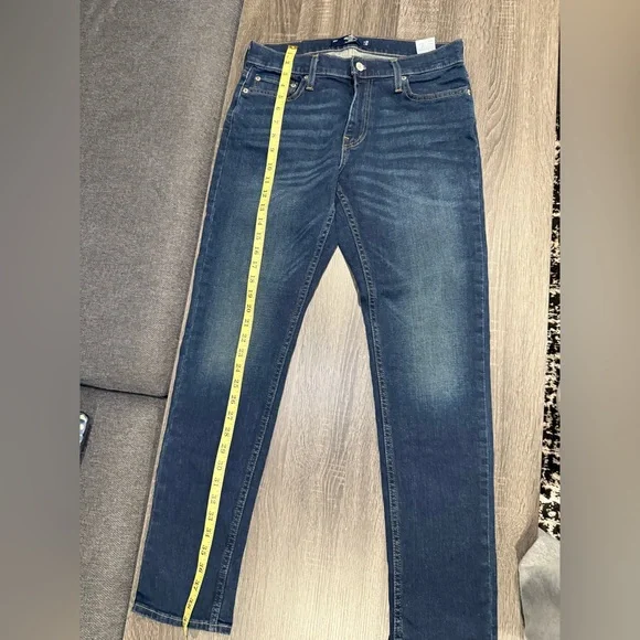 Hollister Men's Dark Blue Straight Jeans - Picture 7 of 12